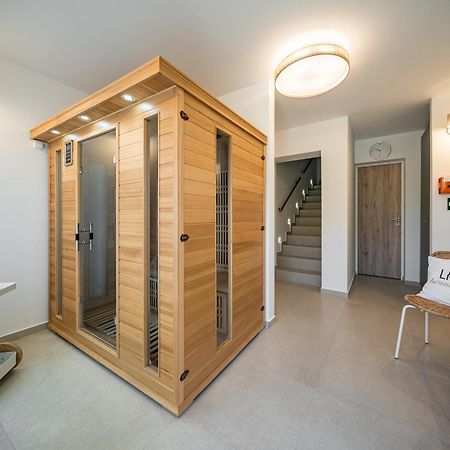 Balatonic Lime Apartmanhaz Siófok Esterno foto