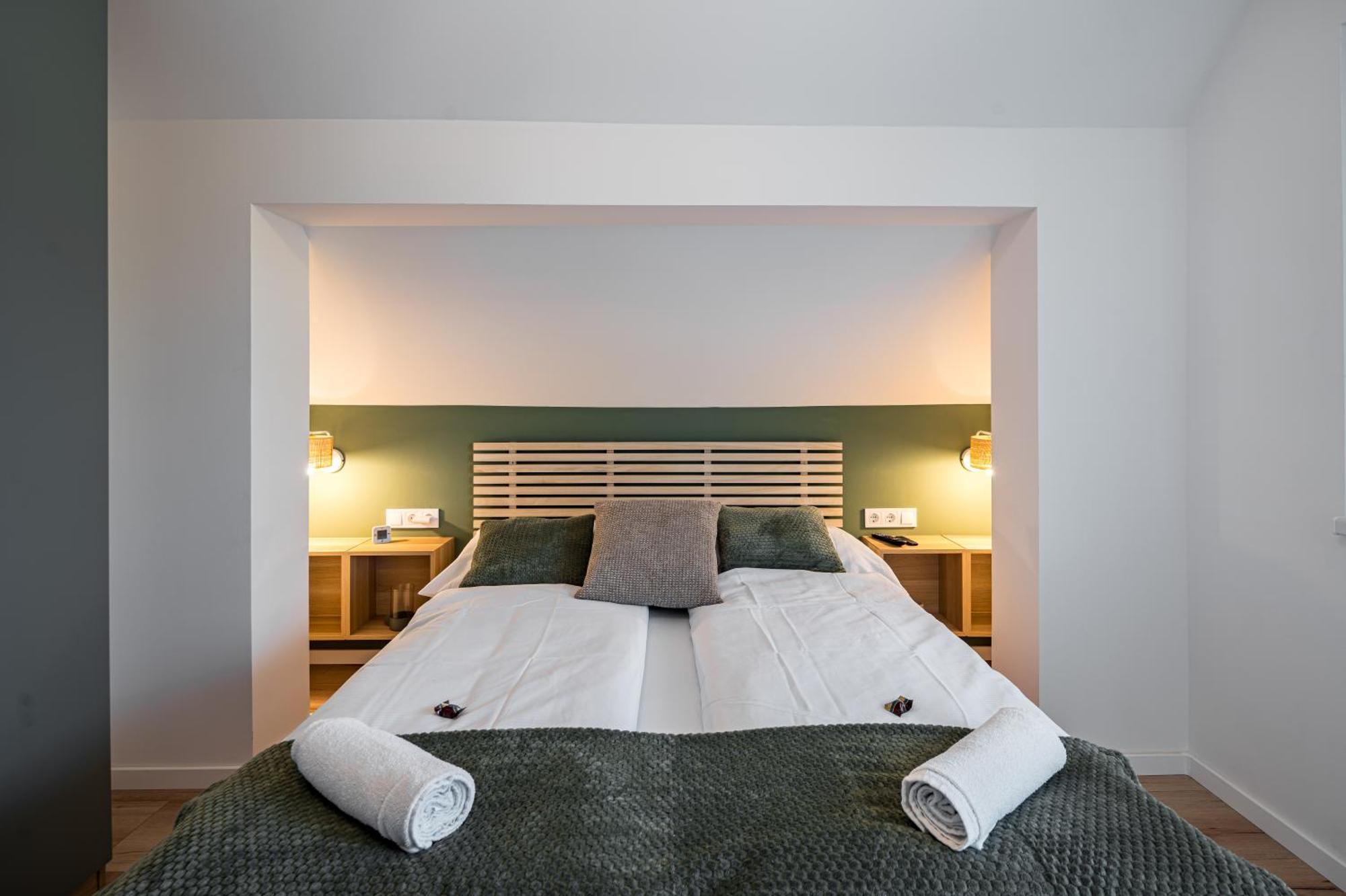 Balatonic Lime Apartmanhaz Siófok Esterno foto