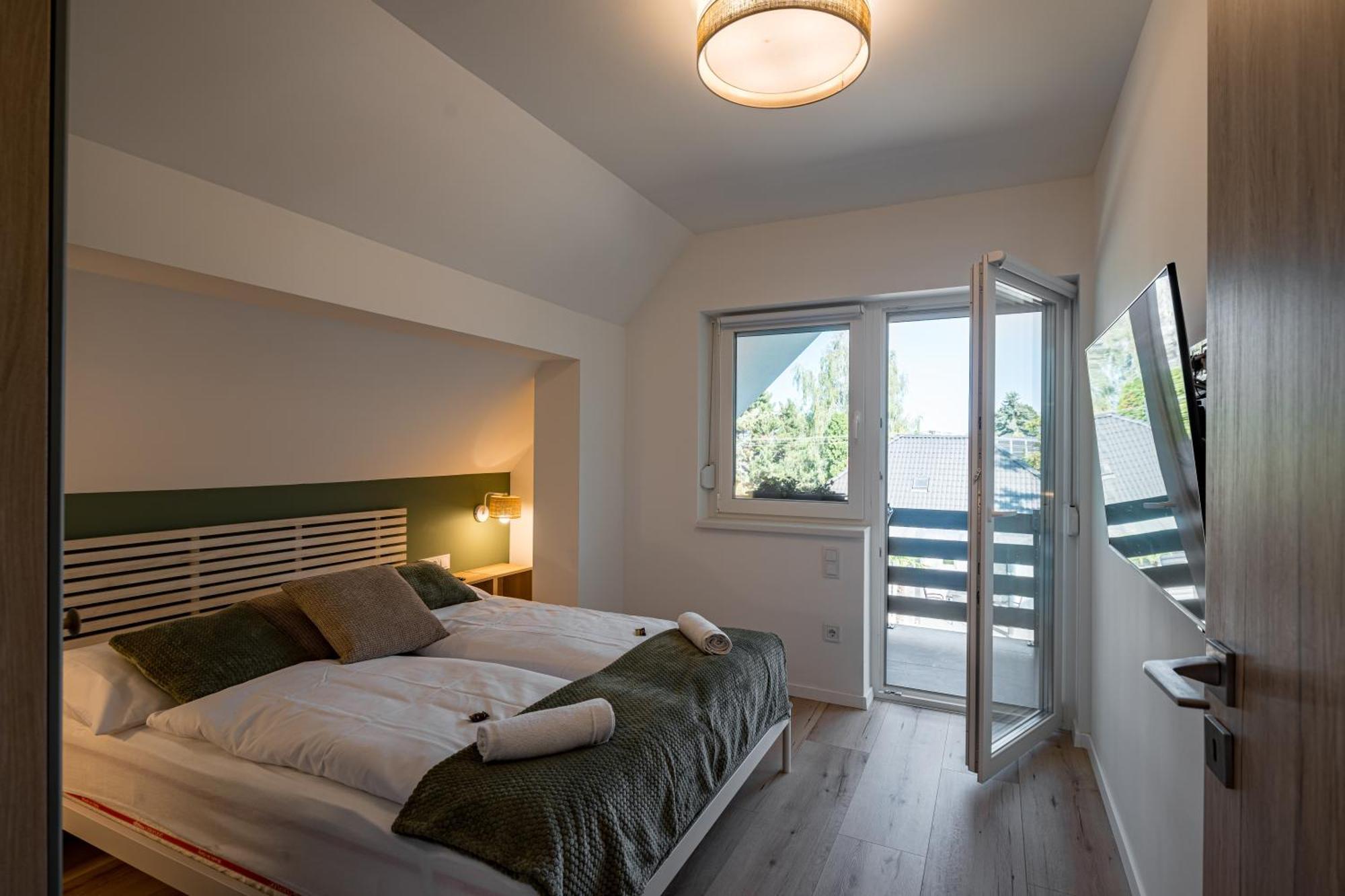 Balatonic Lime Apartmanhaz Siófok Esterno foto