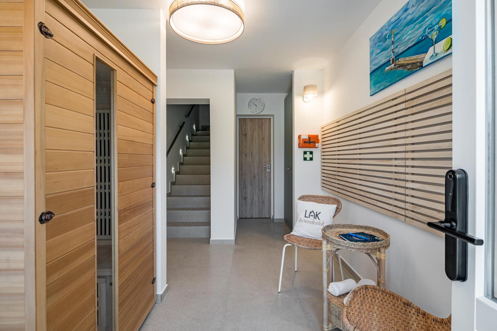 Balatonic Lime Apartmanhaz Siófok Esterno foto