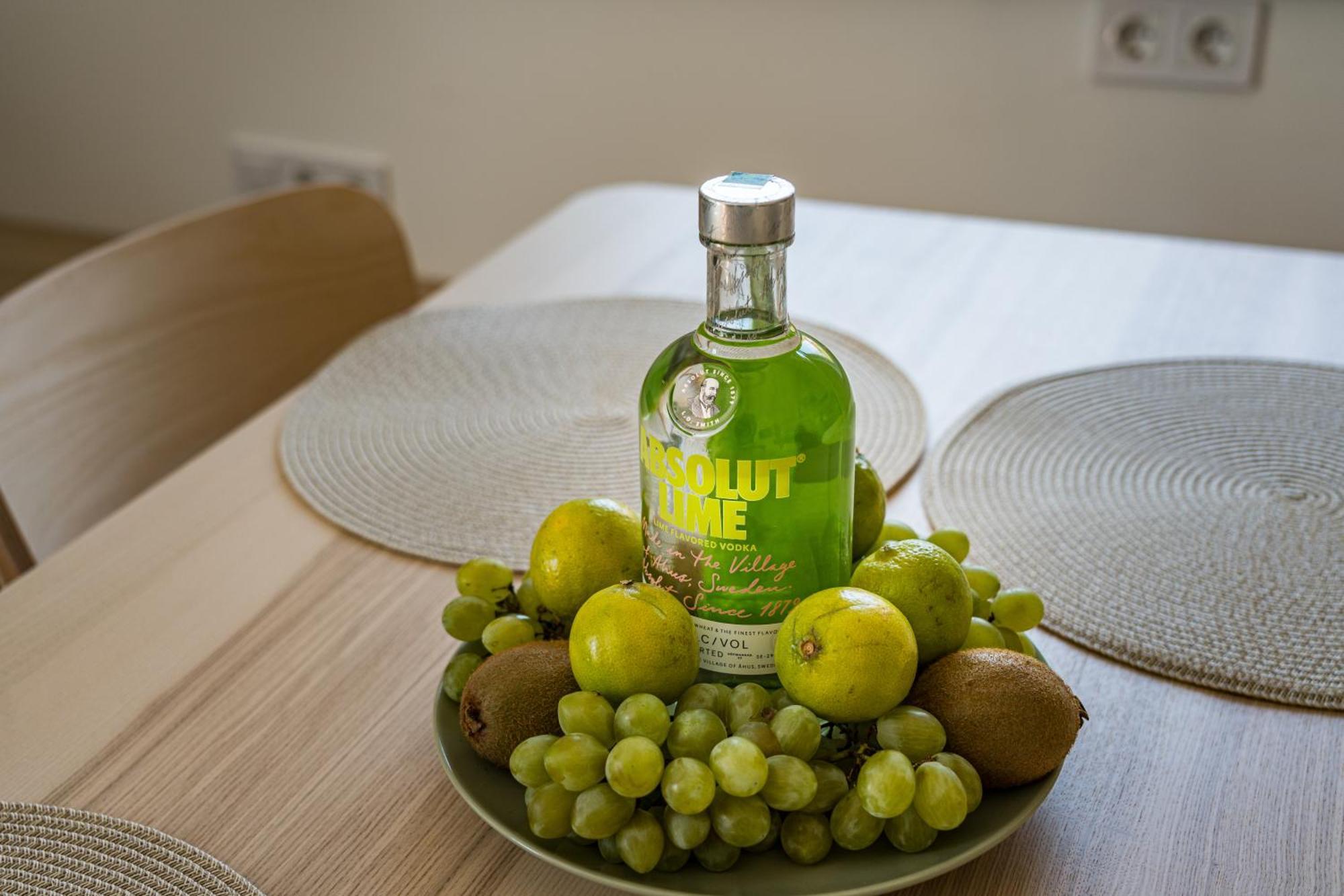 Balatonic Lime Apartmanhaz Siófok Esterno foto