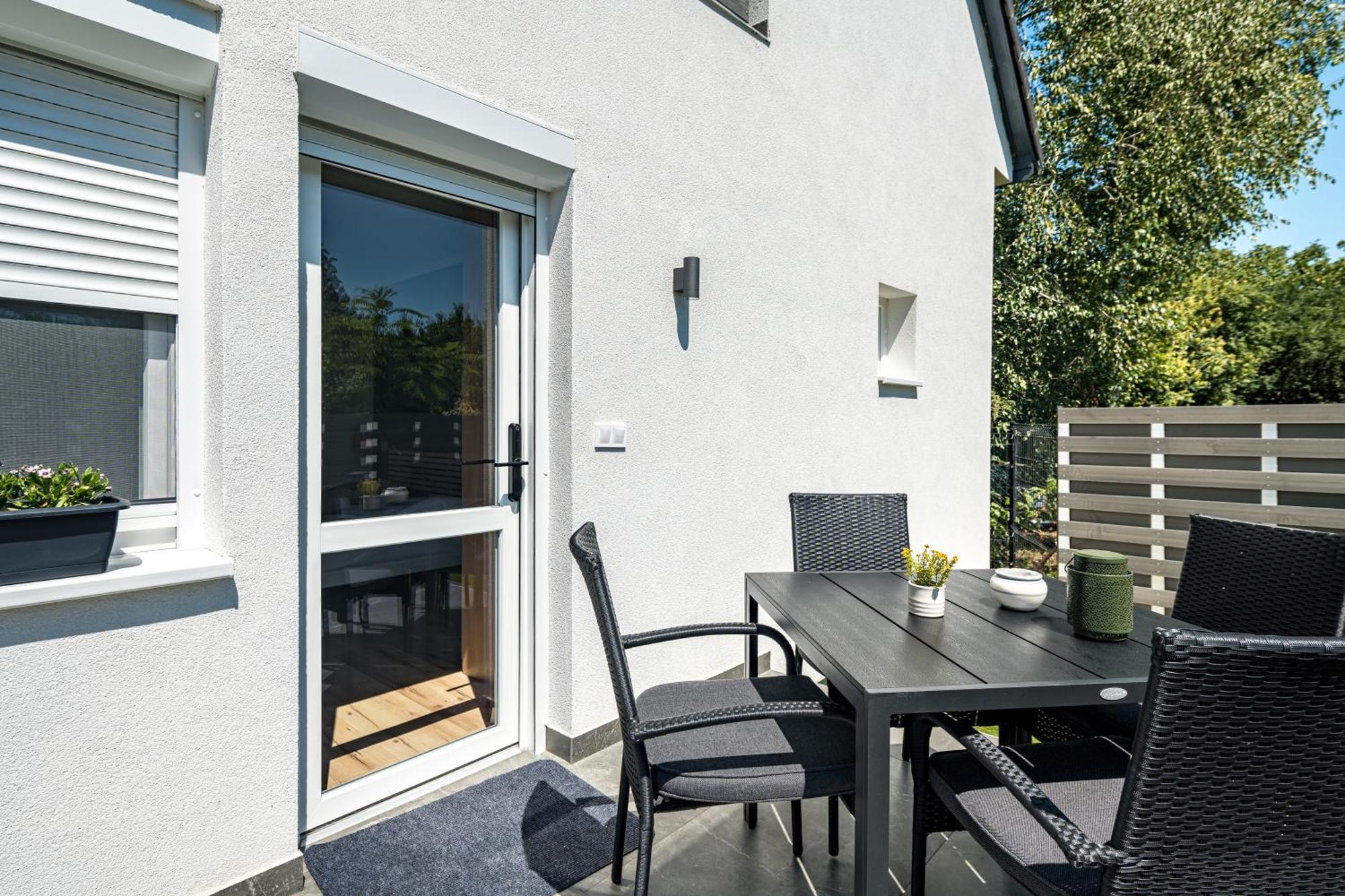 Balatonic Lime Apartmanhaz Siófok Esterno foto