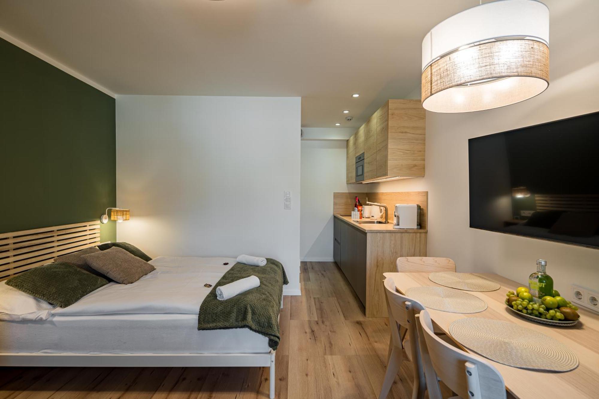 Balatonic Lime Apartmanhaz Siófok Esterno foto